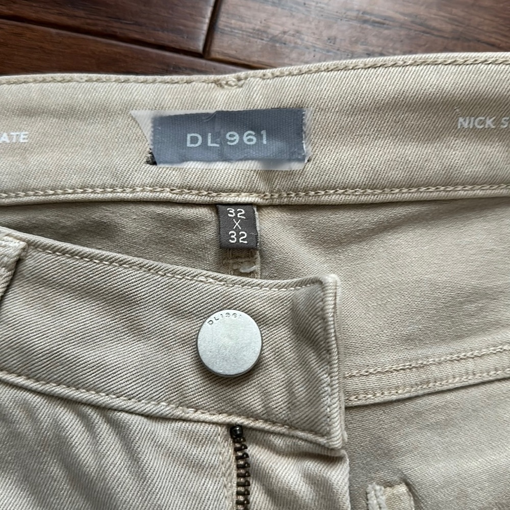 DL1961 crème Men’s Levi Canvass NWT 32x32